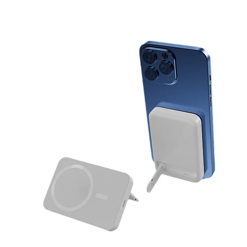 Compact Magnetic Portable Charger